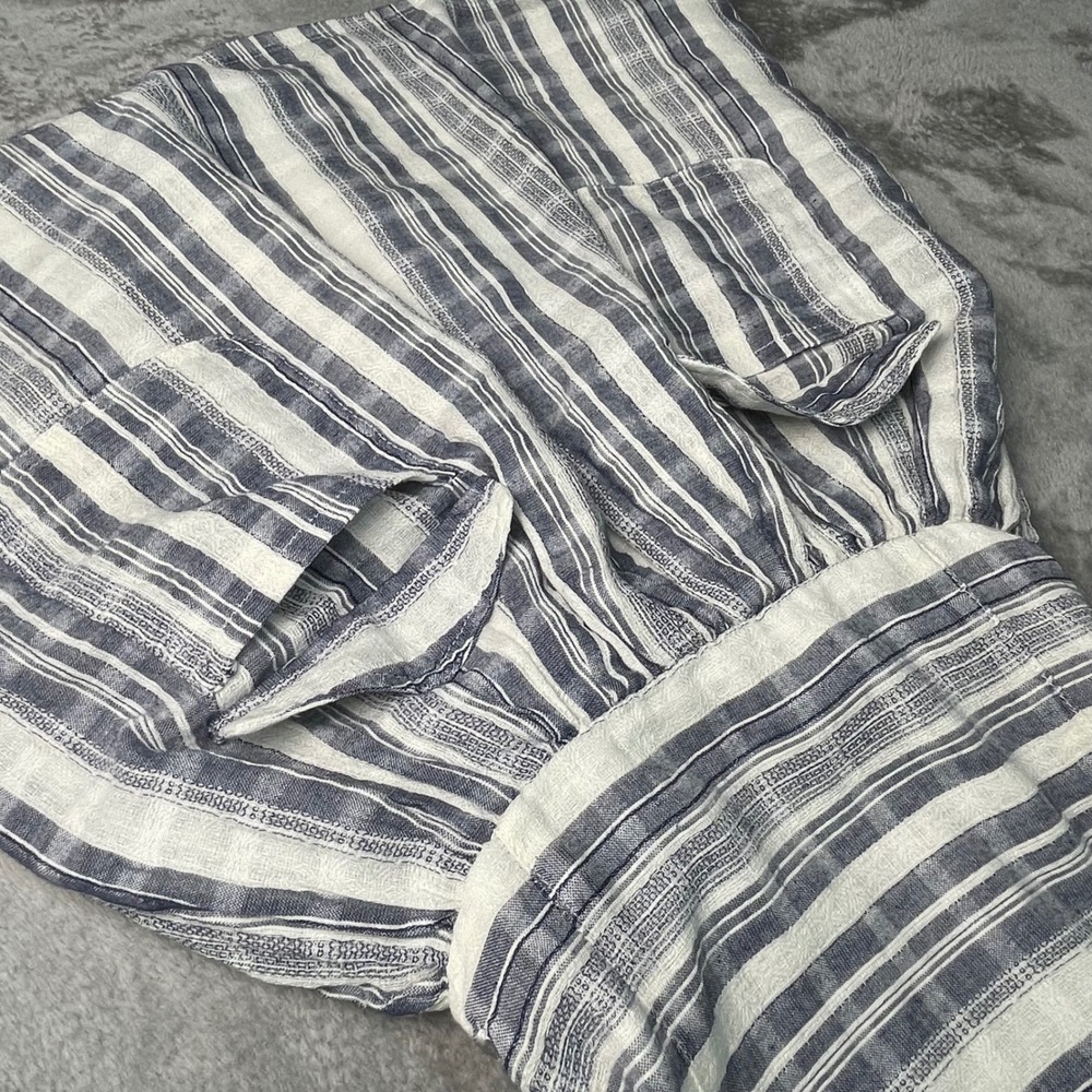 Guess‎ Kids Dress Girls M 10-12 Gray White Plaid Smocked Cargo Sundress - Picture 8 of 12